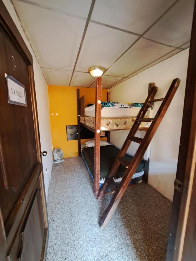Esperanza Hostel Antigua Екстер'єр фото